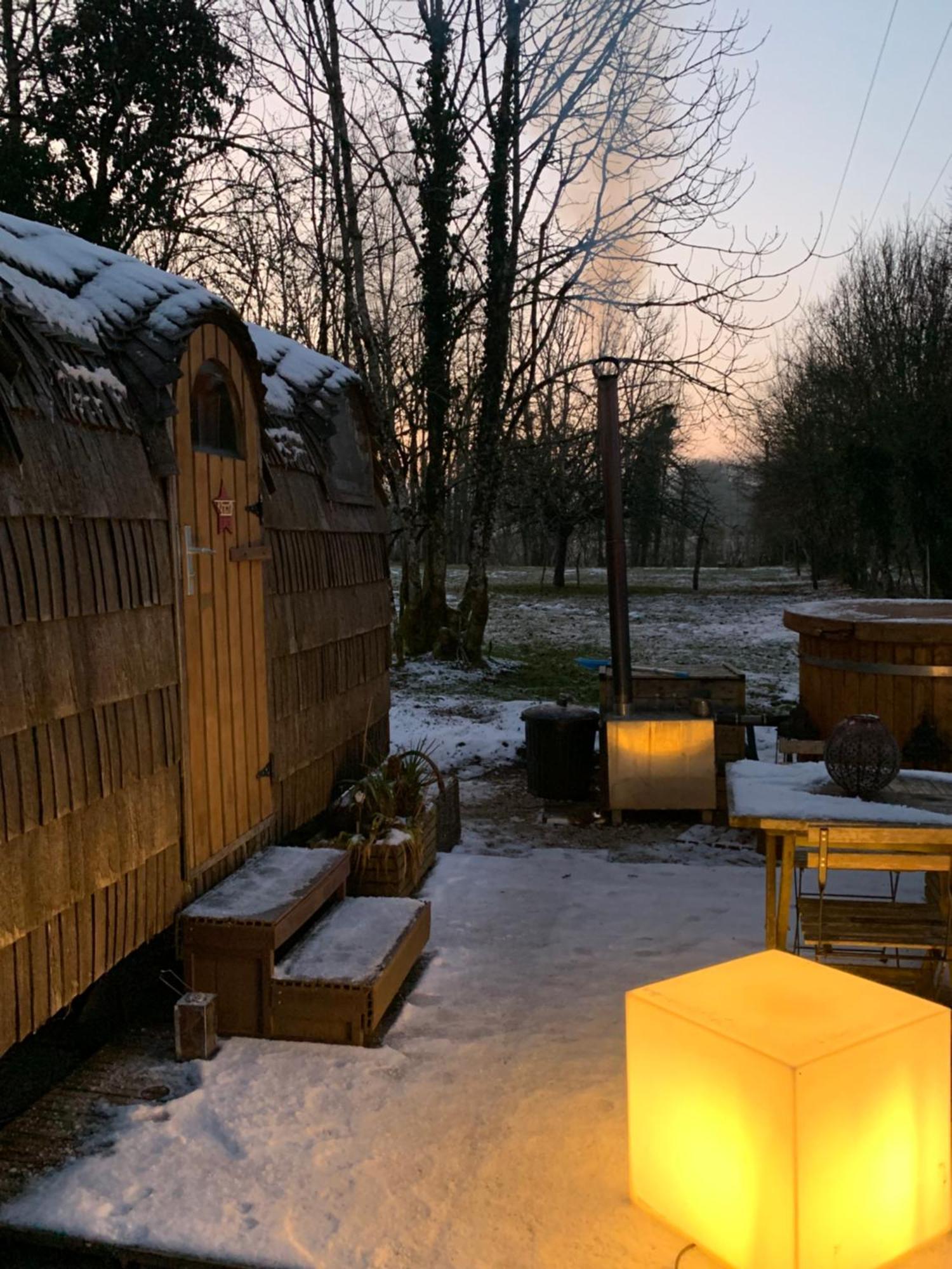 Cabane En Bois Avec Bain Nordique Et Sauna Marigny  Buitenkant foto